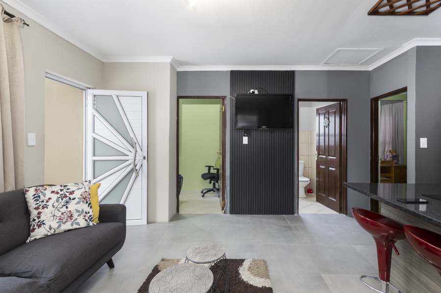 3 Bedroom Property for Sale in Broadlands Village Western Cape